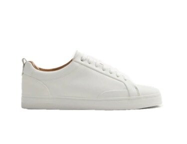 Zara sold color sneaker in white